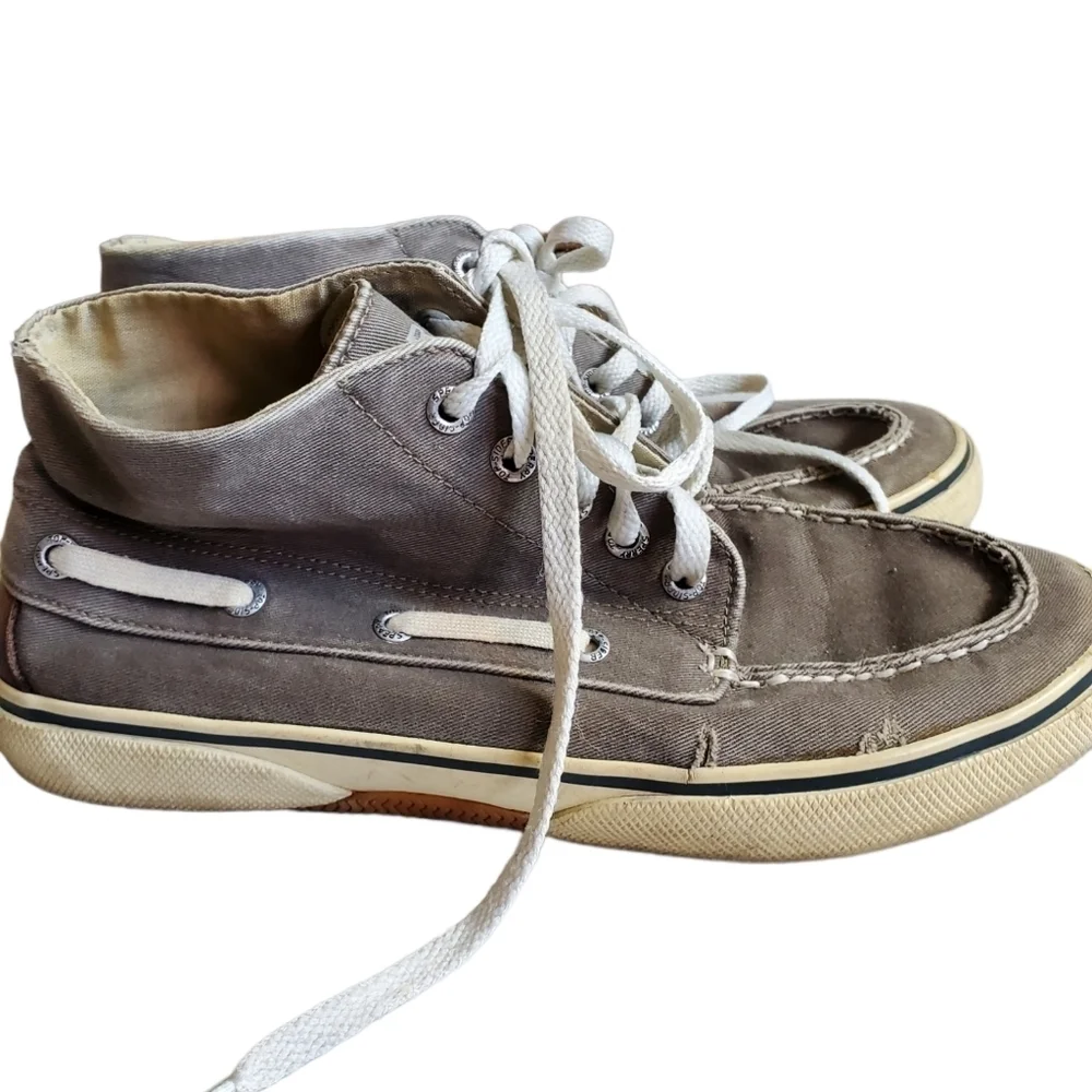 Sperry canvas boat